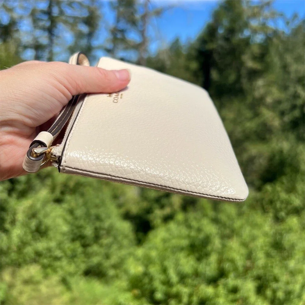 COACH Chalk White Pebble Leather Wristlet Wallet Clutch with Gold Hardware NWT
